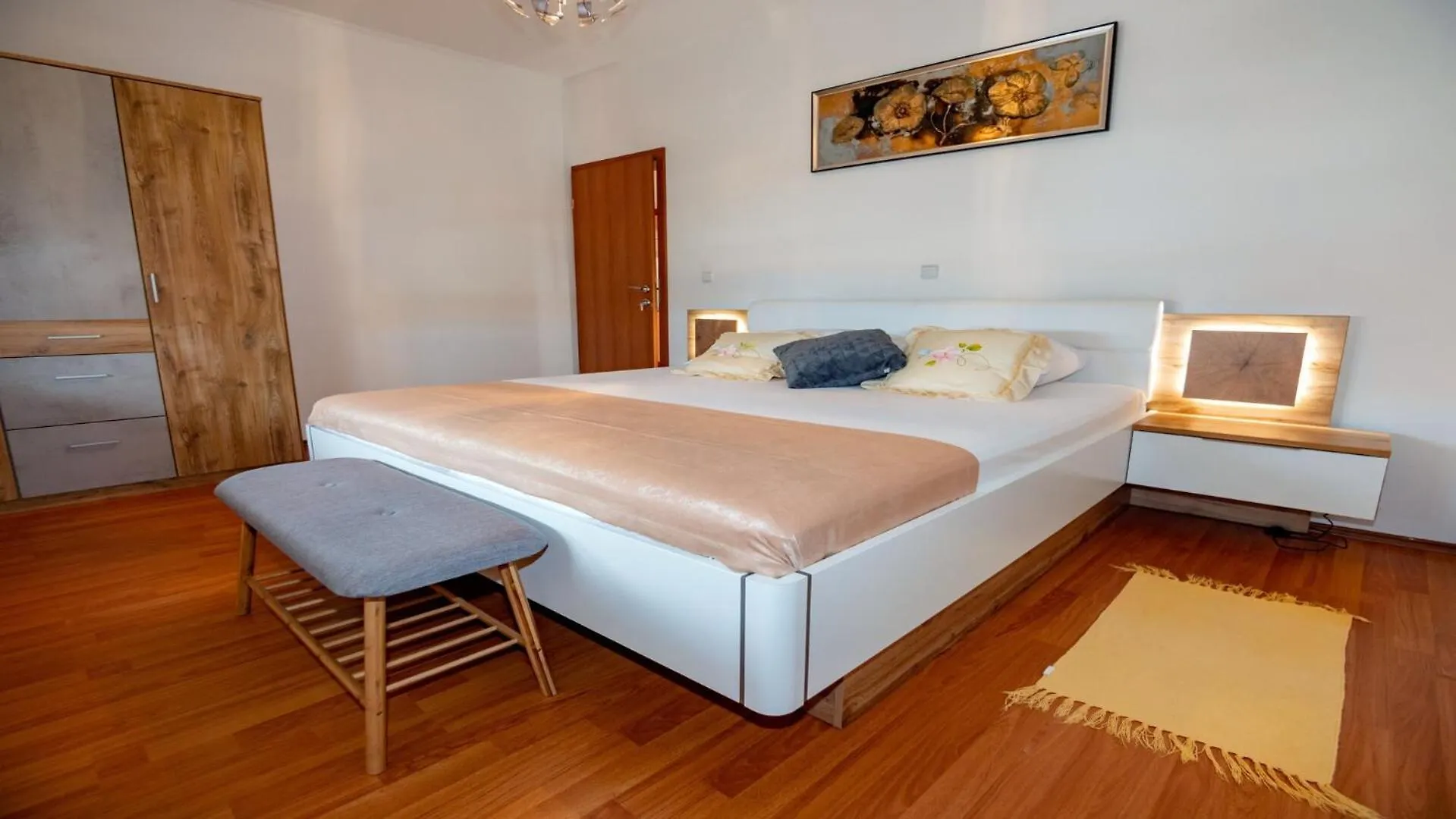 Apartments With A Parking Space Lopar, Rab - 22674