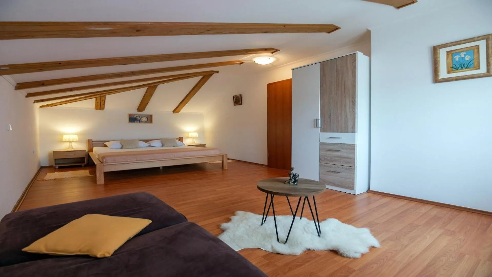 Apartments With A Parking Space Lopar, Rab - 22674
