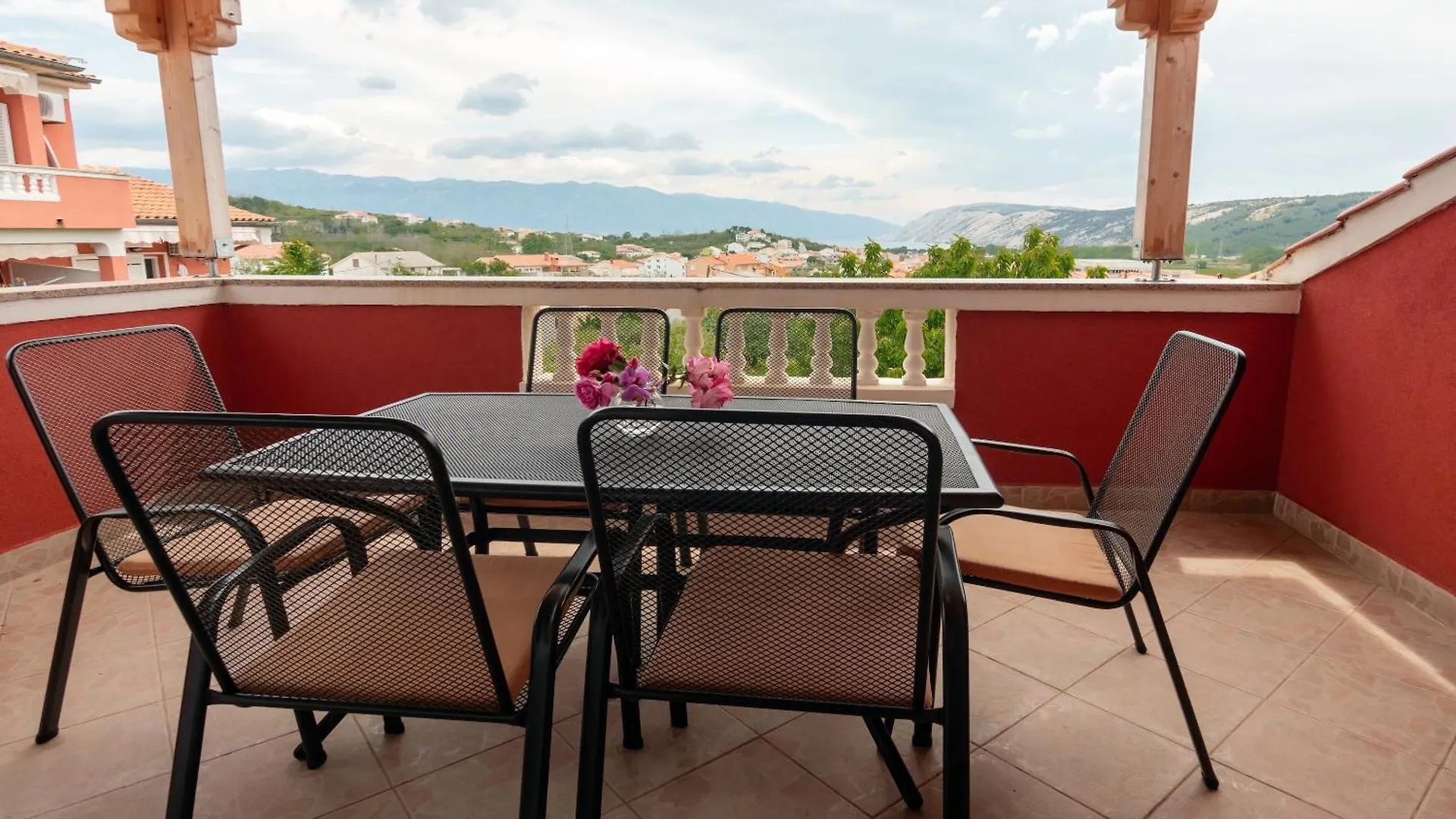 Apartments With A Parking Space Lopar, Rab - 22674
