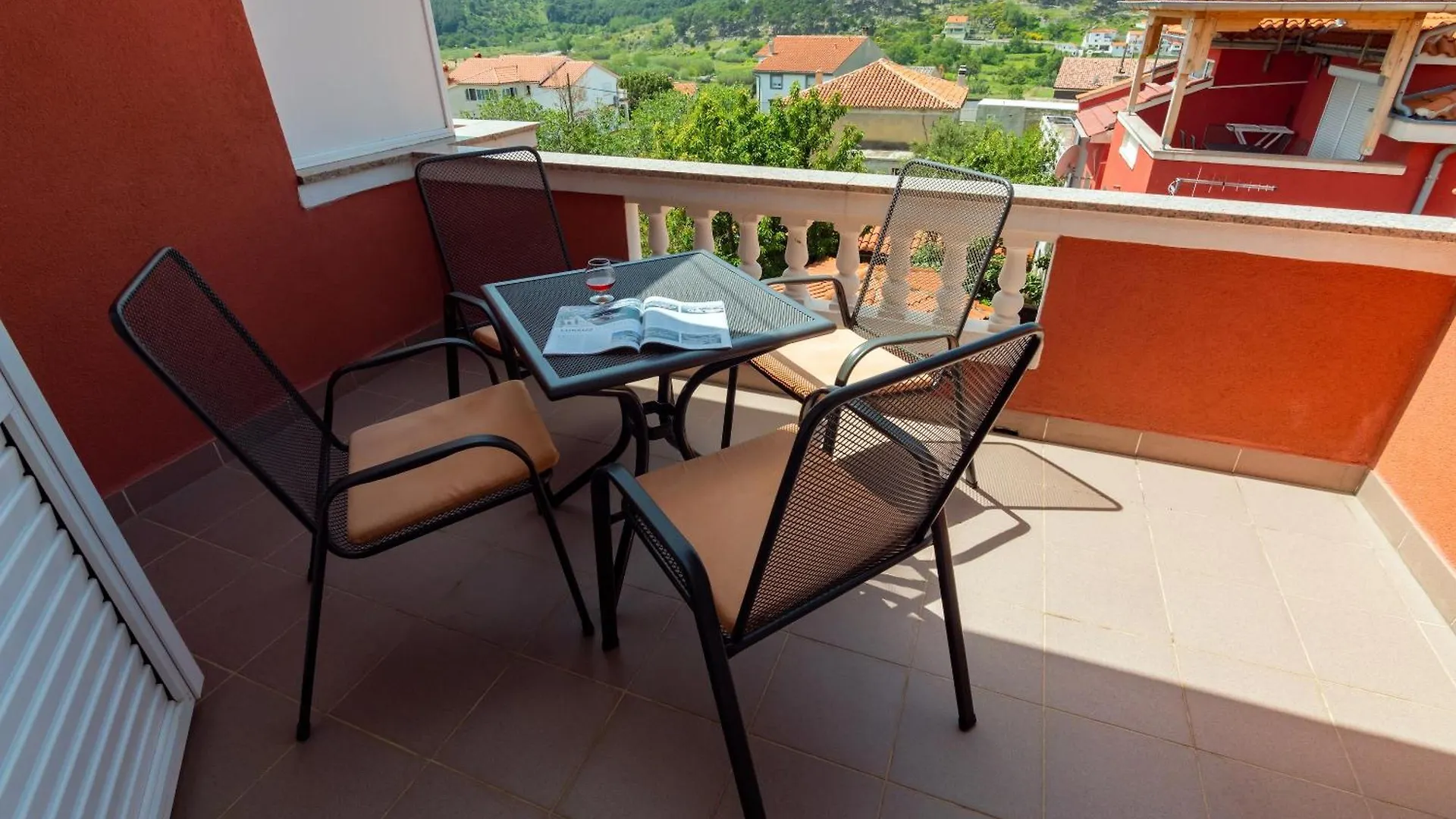 Apartments With A Parking Space Lopar, Rab - 22674